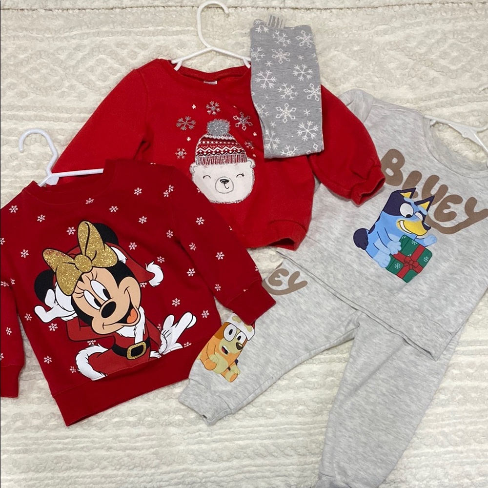 Christmas bundle Minnie Mouse and Bluey! 2T